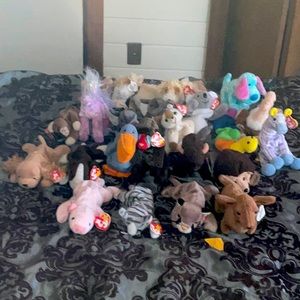 25 Beanie Babies